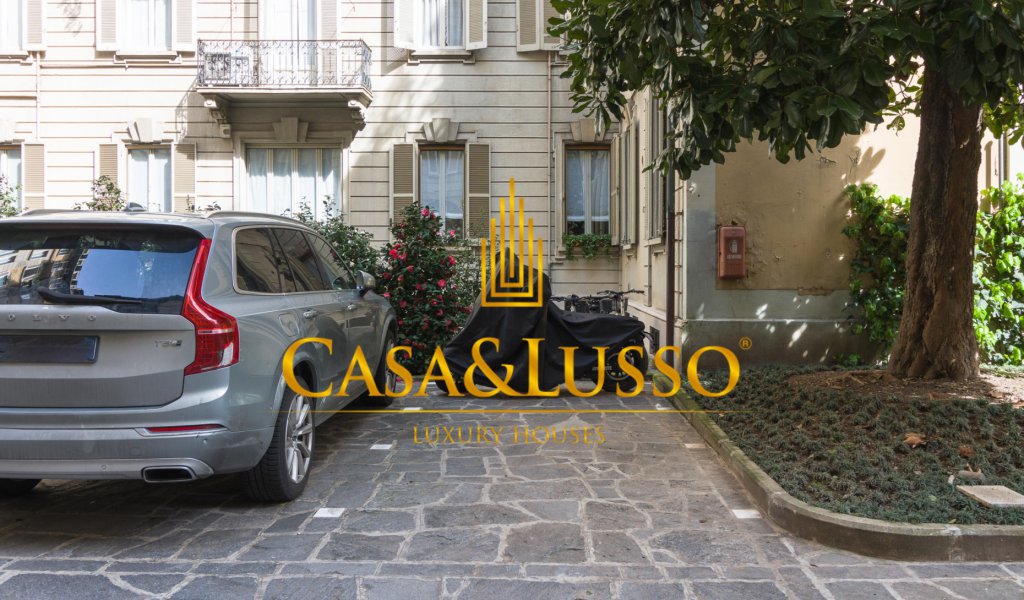 Vendita Appartamenti 230 m², Milano, località Carrobbio - Sant'Ambrogio
