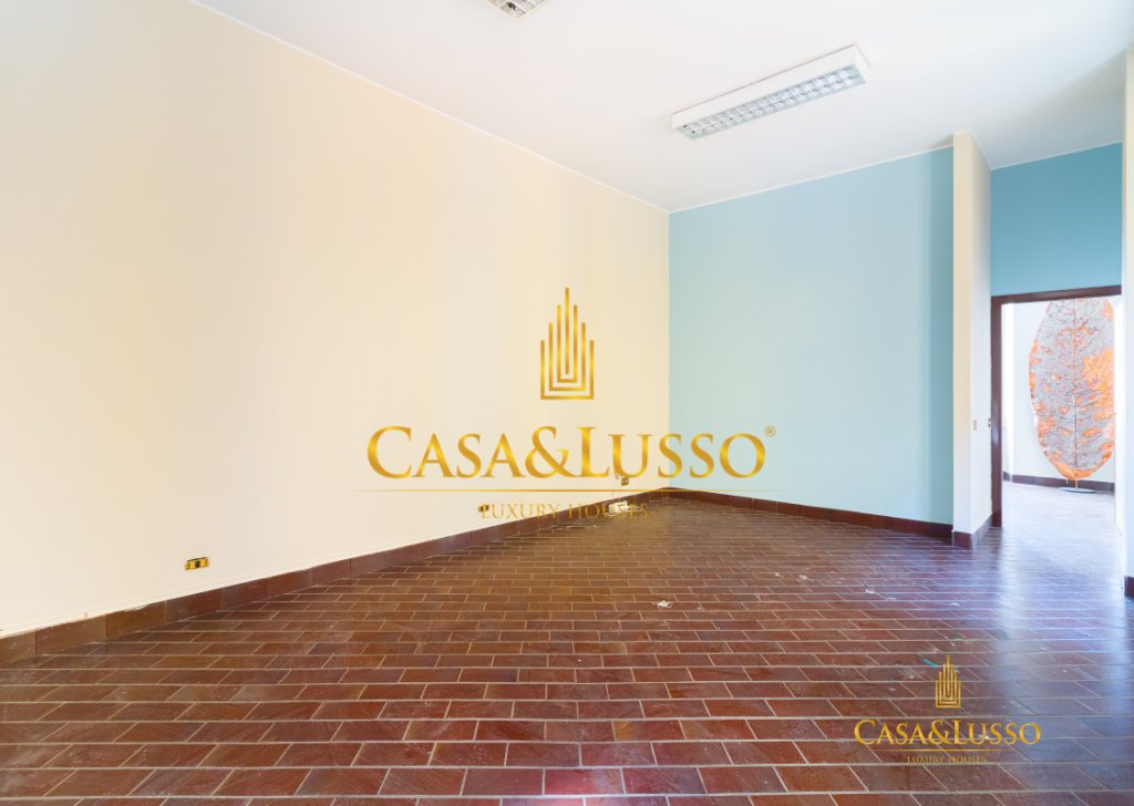 Vendita Appartamenti Milano - Via Spiga, in contesto del '700 Località Duomo - Scala - Quadrilatero