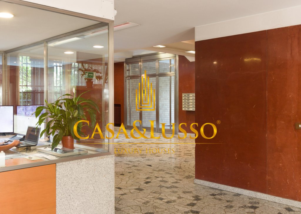 For Sale Apartments Milan - Panoramic apartment on the top floor Locality 