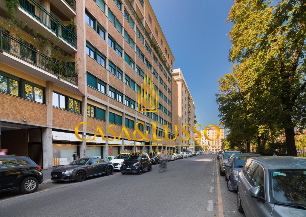 For Sale Apartments Milan - Panoramic apartment on the top floor Locality 