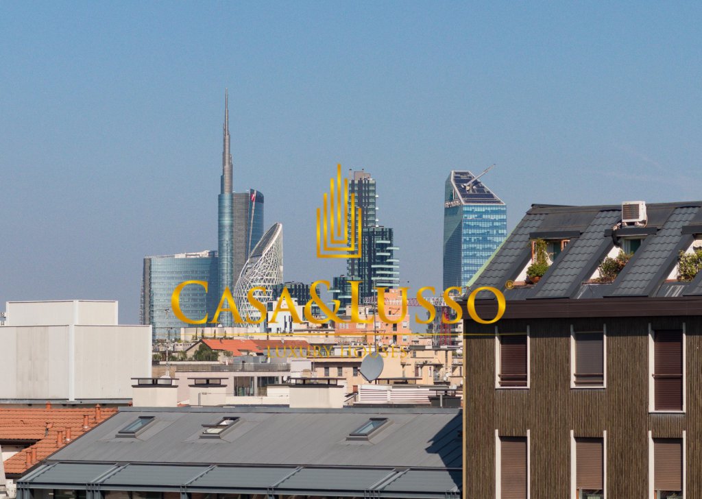 Vendita Appartamenti Milano - Panoramico appartamento all'ultimo piano Località Majno - Piave - Tricolore 