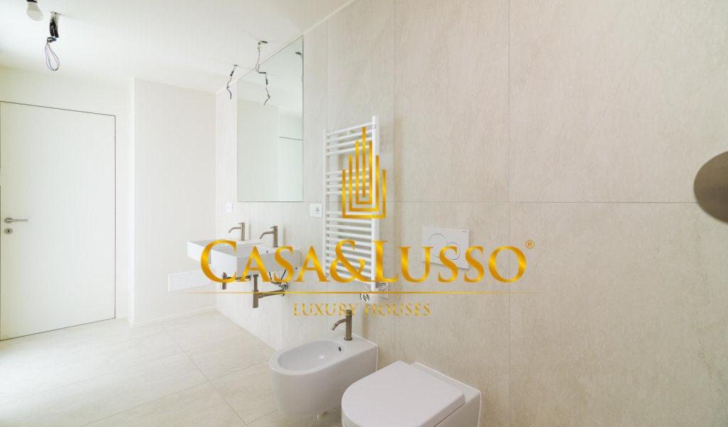 Vendita Appartamenti 175 m², Milano, località Porta Venezia