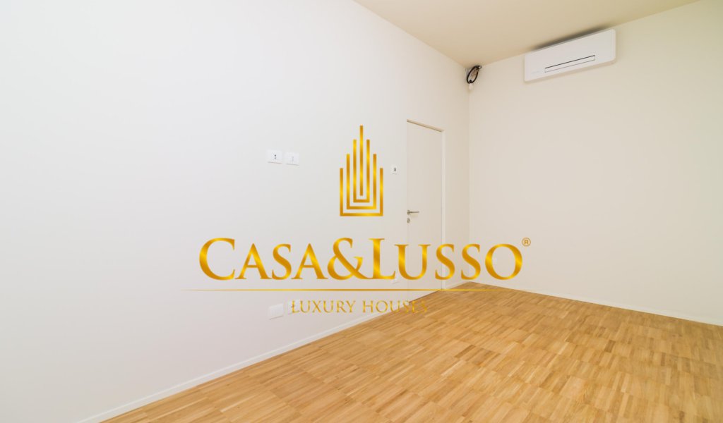 Vendita Appartamenti 175 m², Milano, località Porta Venezia