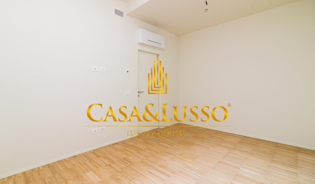 Vendita Appartamenti 175 m², Milano, località Porta Venezia