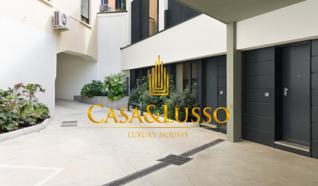 Vendita Appartamenti 175 m², Milano, località Porta Venezia