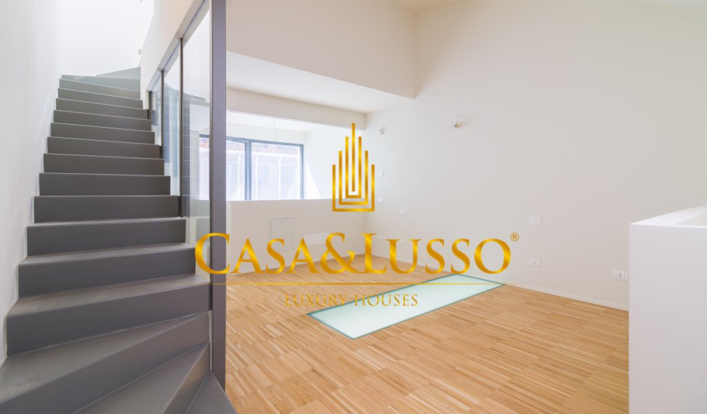 Vendita Appartamenti 175 m², Milano, località Porta Venezia