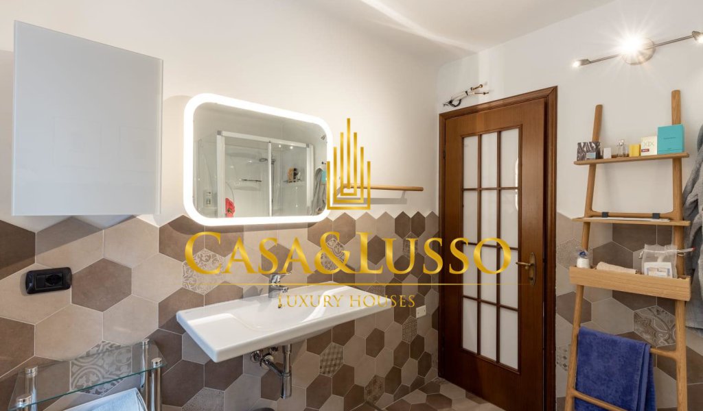 Apartments for Sale 200 sqm., Milan, locality Quadronno - Palestro - Guastalla