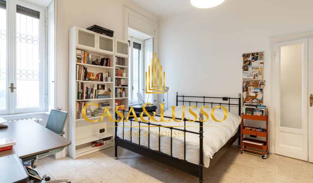 Apartments for Sale 200 sqm., Milan, locality Quadronno - Palestro - Guastalla