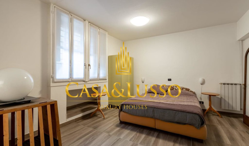 Apartments for Sale 200 sqm., Milan, locality Quadronno - Palestro - Guastalla