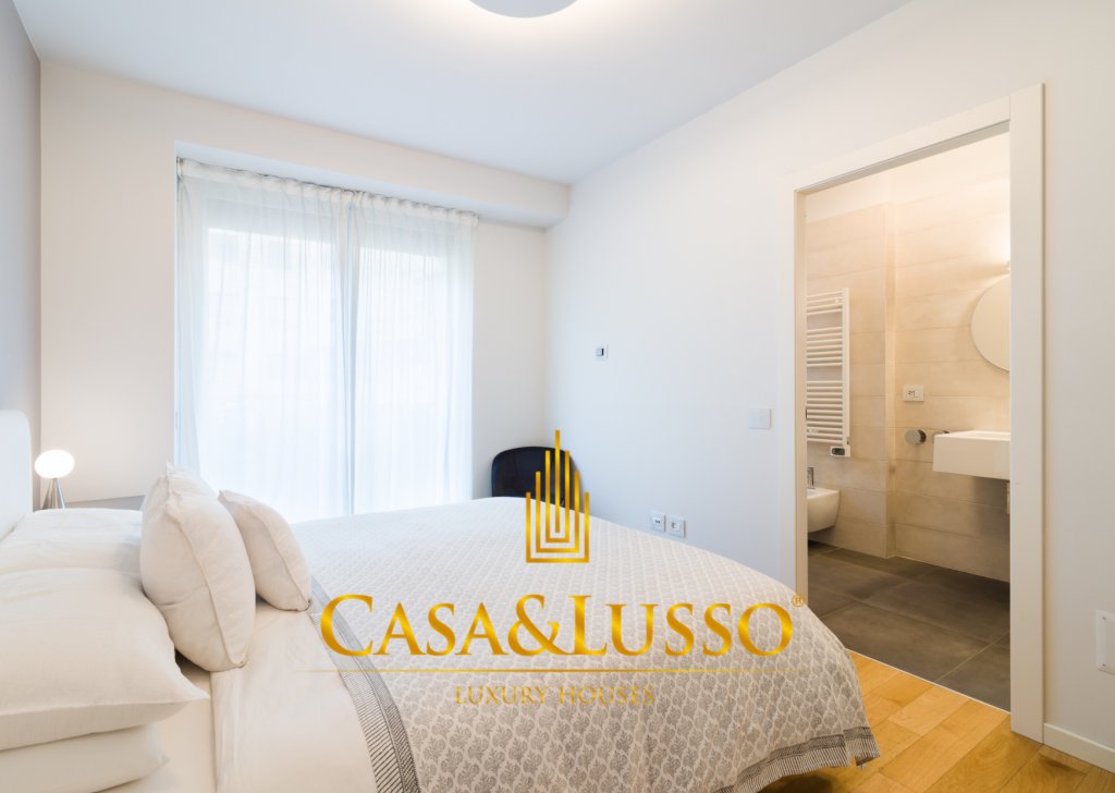 Vendita Appartamenti Milano - MODERNO LOFT CON GIARDINO Località Canonica - Cenisio - Procaccini - Porta Volta