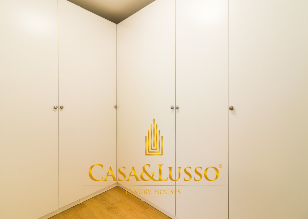 Vendita Appartamenti Milano - MODERNO LOFT CON GIARDINO E BOX AUTO IN PALAZZO D' EPOCA Località Canonica - Cenisio - Procaccini - Porta Volta