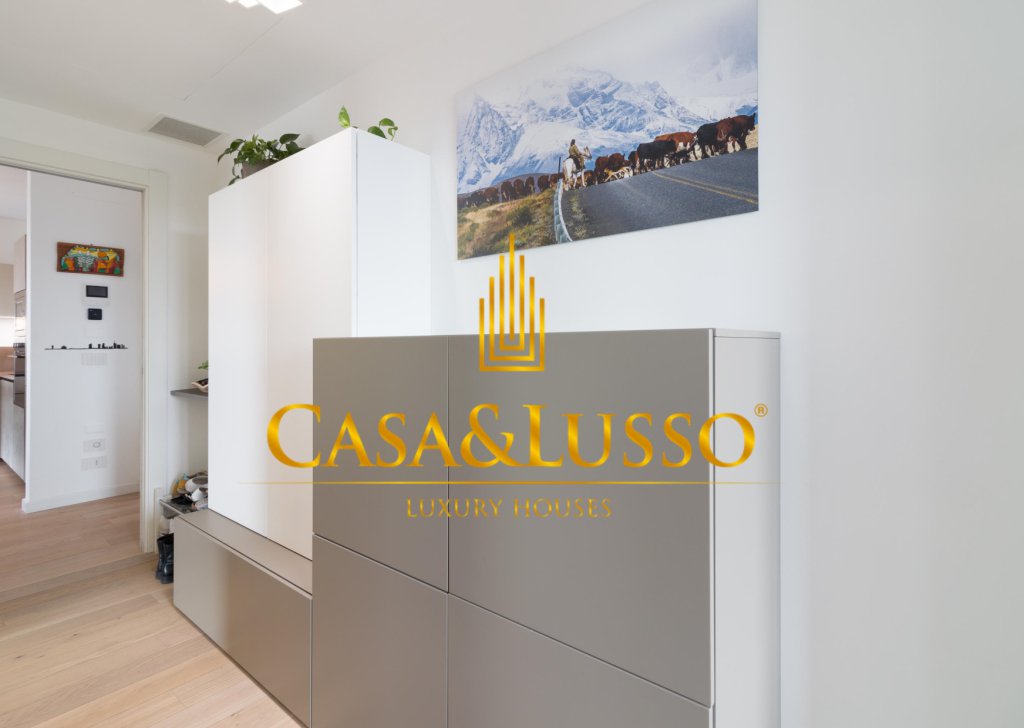 For Sale Apartments Milan - Three-room apartment with terrace and garage Locality 