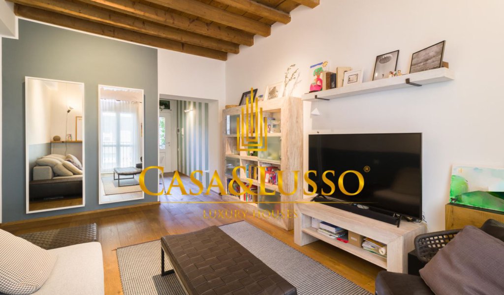 Vendita Appartamenti 93 m², Milano, località Arco della pace - Arena - Pagano