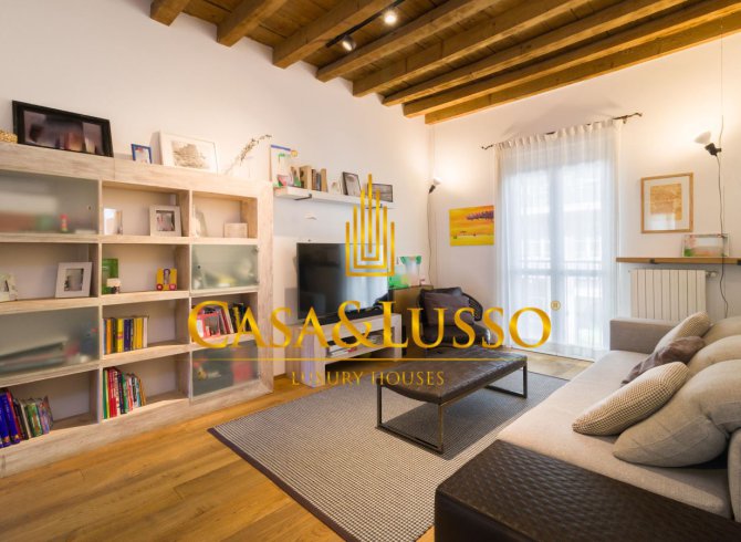 Arco della Pace - trilocale Ristrutturato in Palazzo d'Epoca