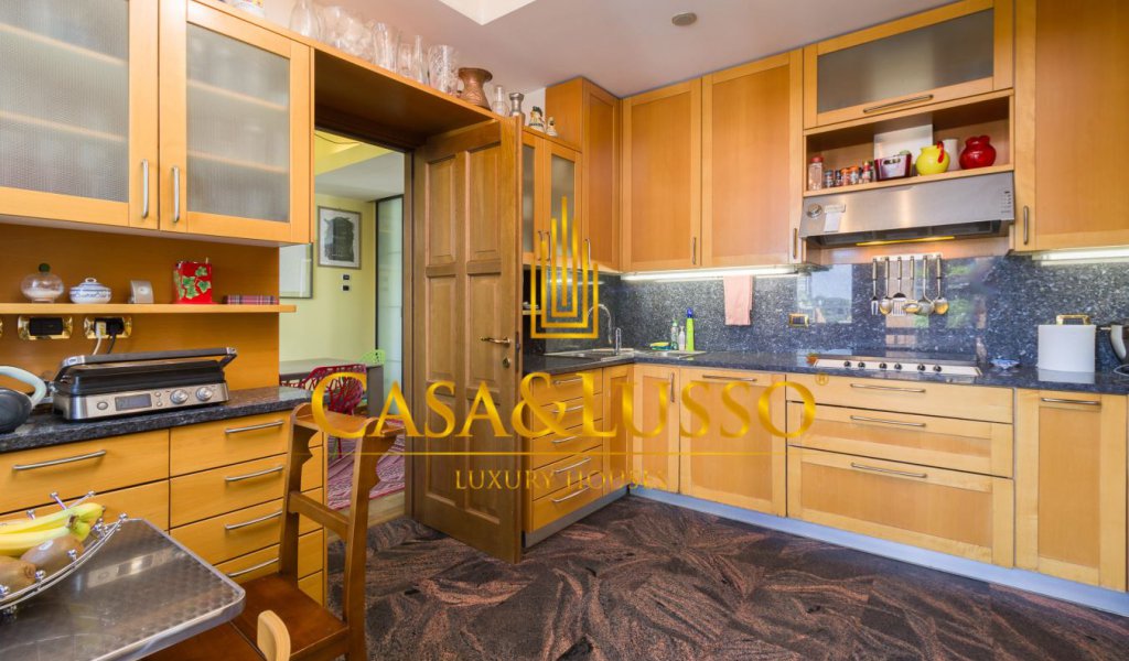 Vendita Appartamenti 340 m², Milano, località Quadronno - Palestro - Guastalla