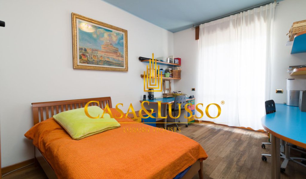 Vendita Appartamenti 340 m², Milano, località Quadronno - Palestro - Guastalla