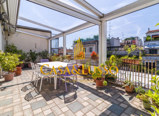 Ampio appartamento con terrazzo in zona Quadronno