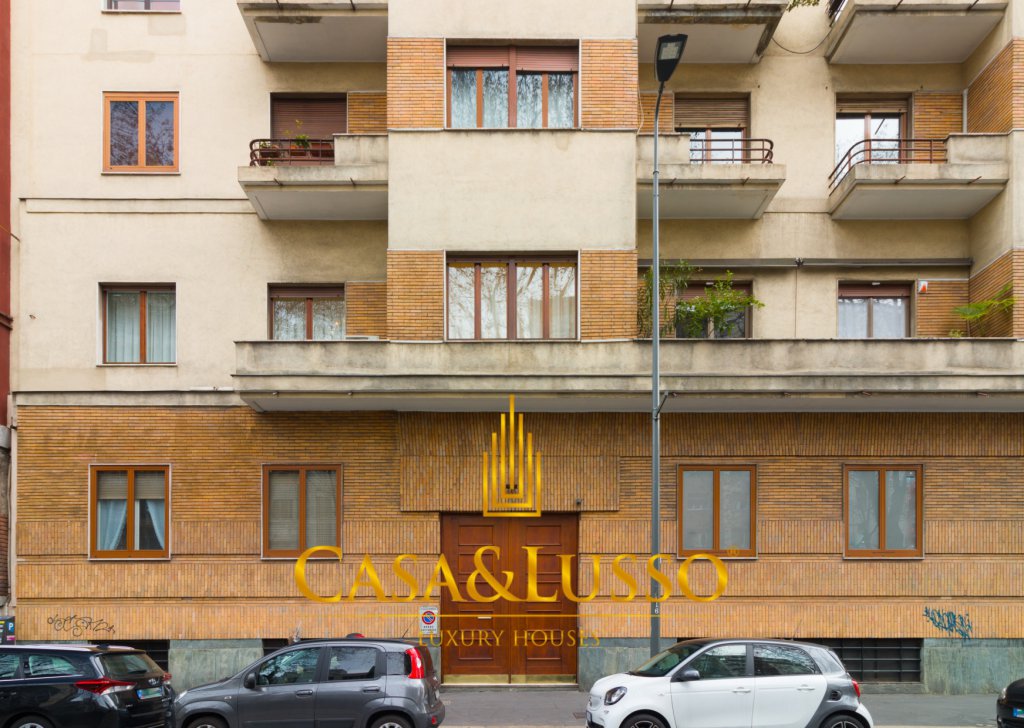 Vendita Appartamenti Milano - Appartamento di Charme con box doppio Località XXII Marzo - Indipendenza