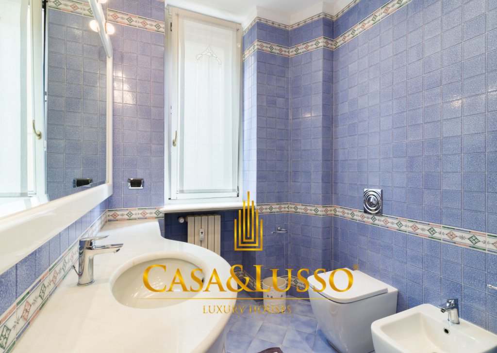 For Sale Apartments Milan - Charming apartment with double garage Locality 