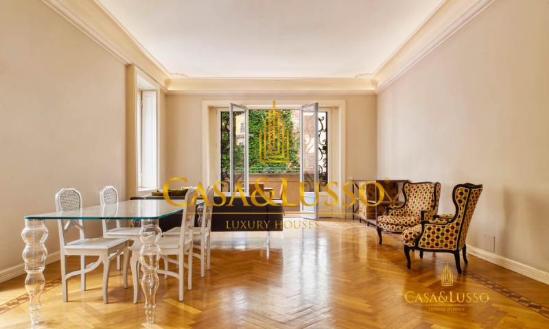 Charming apartment at the Arco della Pace