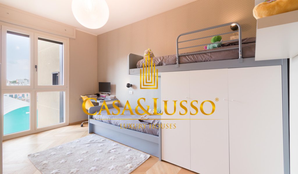 Apartments for Sale 155 sqm., Milan, locality Canonica - Cenisio - Procaccini - Porta Volta