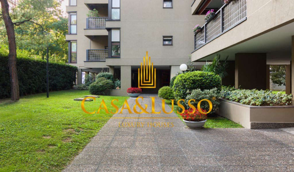 Apartments for Sale 155 sqm., Milan, locality Canonica - Cenisio - Procaccini - Porta Volta