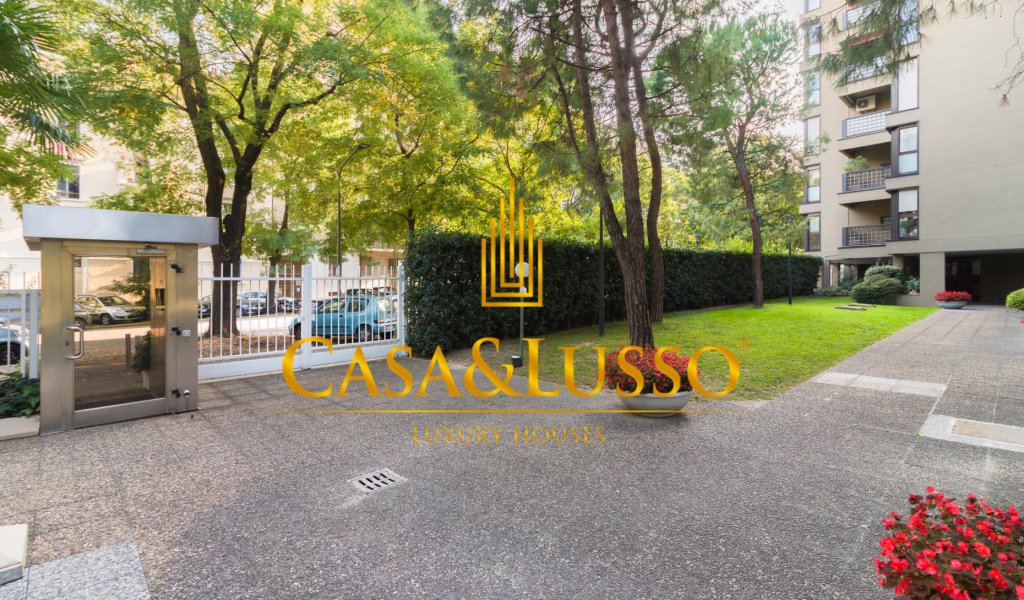 Apartments for Sale 155 sqm., Milan, locality Canonica - Cenisio - Procaccini - Porta Volta
