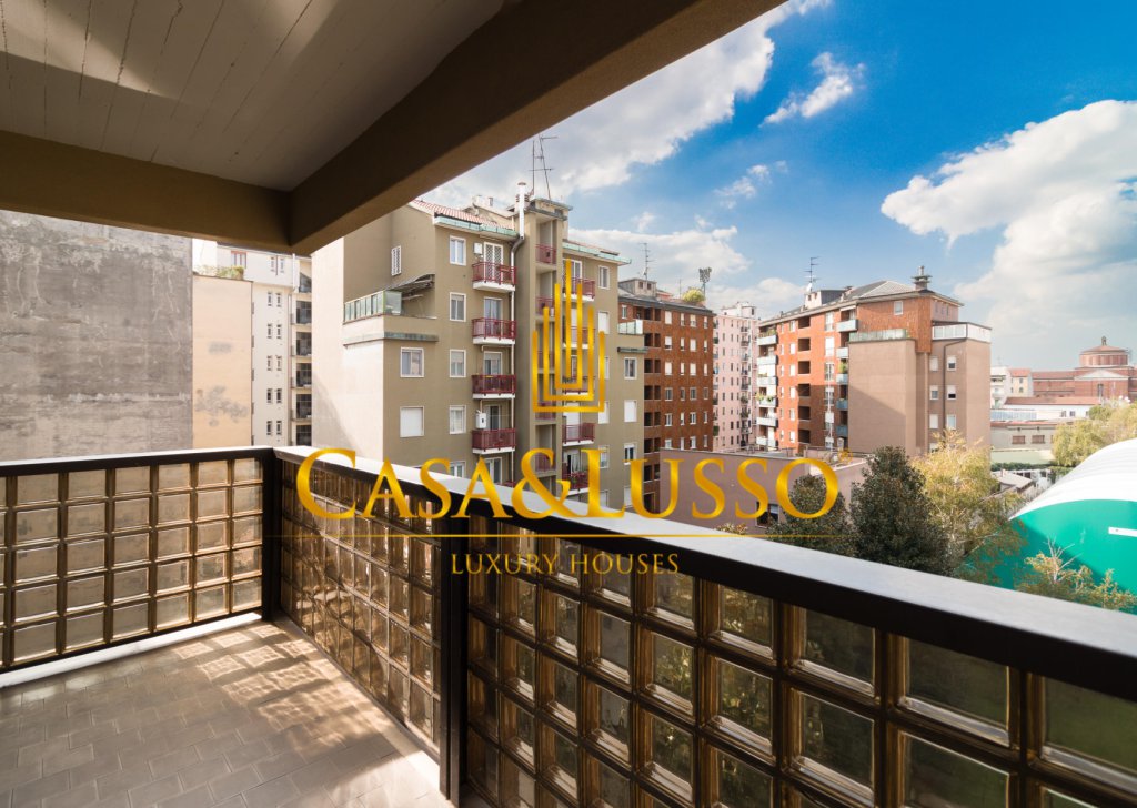 Vendita Appartamenti Milano - Splendido appartamento ristrutturato con box Località Canonica - Cenisio - Procaccini - Porta Volta