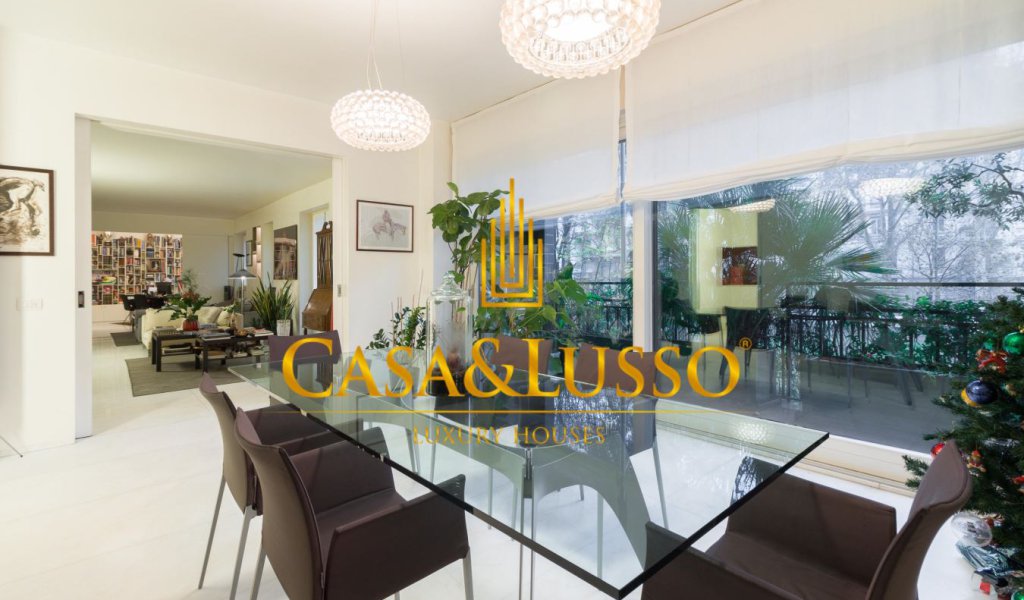 Apartments for Sale 290 sqm. excellent condition, Milan, locality Porta Venezia