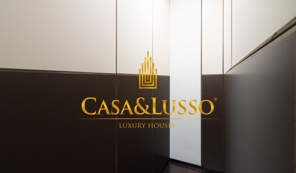 Apartments for Sale 290 sqm. excellent condition, Milan, locality Porta Venezia