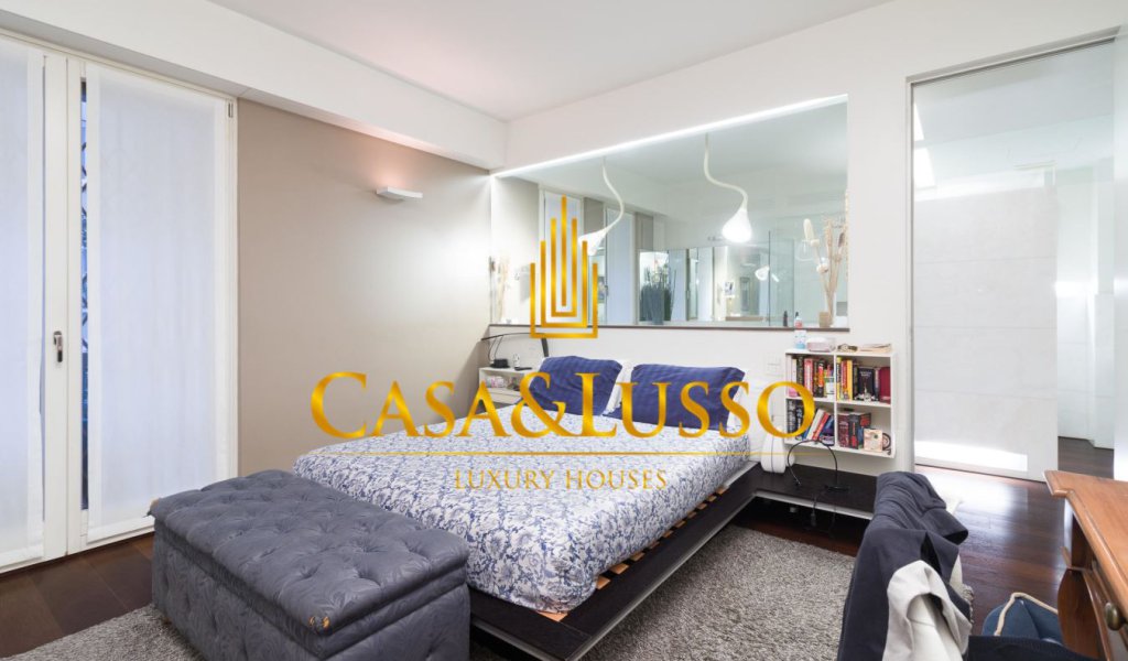 Apartments for Sale 290 sqm. excellent condition, Milan, locality Porta Venezia