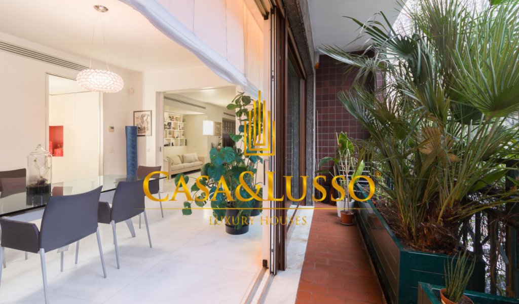 Apartments for Sale 290 sqm. excellent condition, Milan, locality Porta Venezia