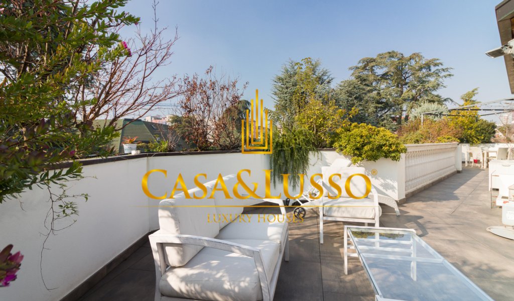 Vendita Attico 300 m², Milano, località Maggiolina - Istria