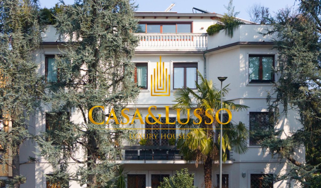 Vendita Attico 300 m², Milano, località Maggiolina - Istria