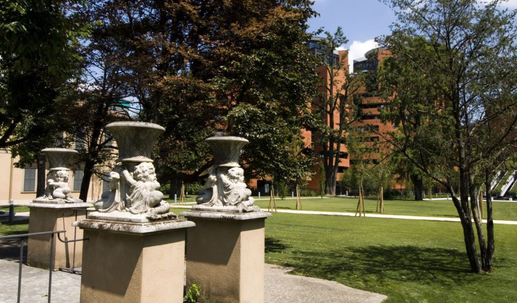 Penthouse for Sale 390 sqm., Milan, locality Bicocca