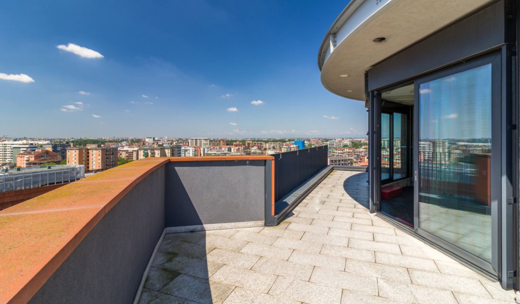 Penthouse for Sale 390 sqm., Milan, locality Bicocca