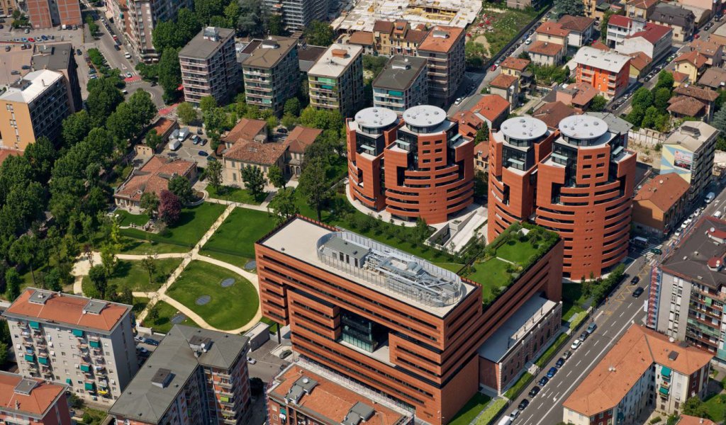 Penthouse for Sale 390 sqm., Milan, locality Bicocca