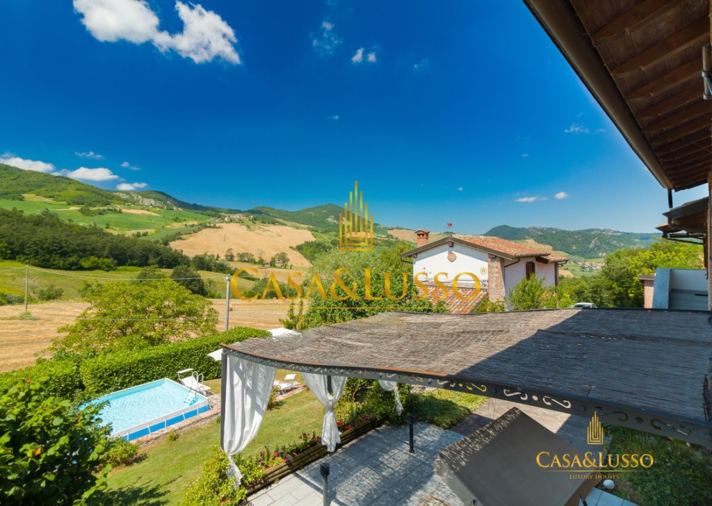 For Sale Villas Alta Val Tidone - Villa on the Piacentini hills Locality 