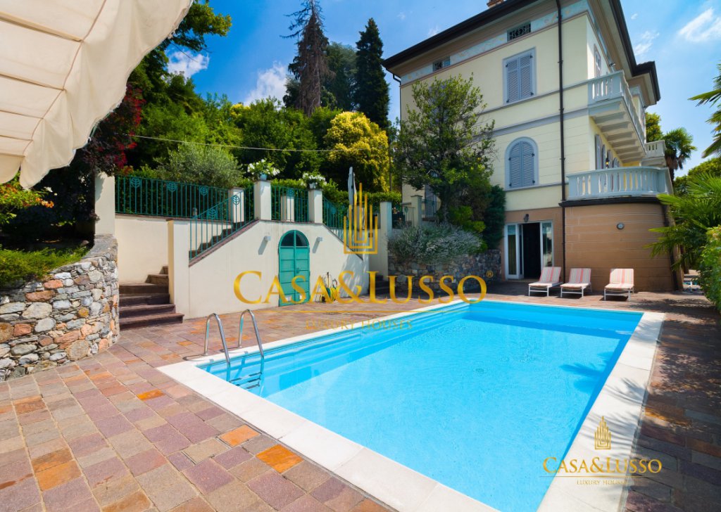 For Sale Villas Varese - Exclusive Liberty villa with swimming pool Locality 