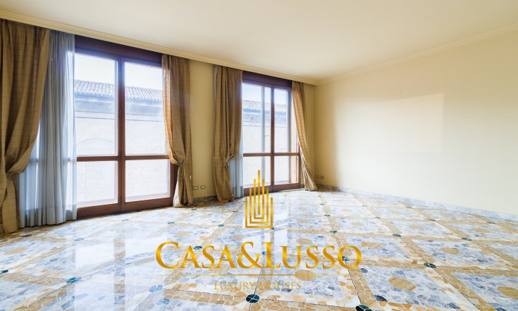 Flat / apartment for rent in via San primo  / 250 sqm. / Euro 7,500.00 month