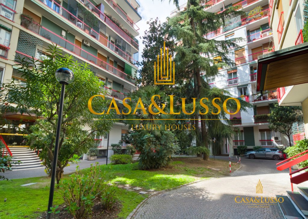 Vendita Appartamenti Milano - Zona Sempione, luminoso appartamento al  piano alto Località Canonica - Cenisio - Procaccini - Porta Volta
